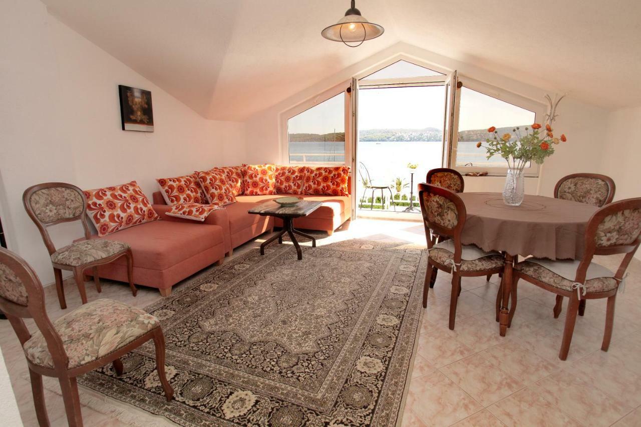Vila Nataly Trogir Eksteriør bilde